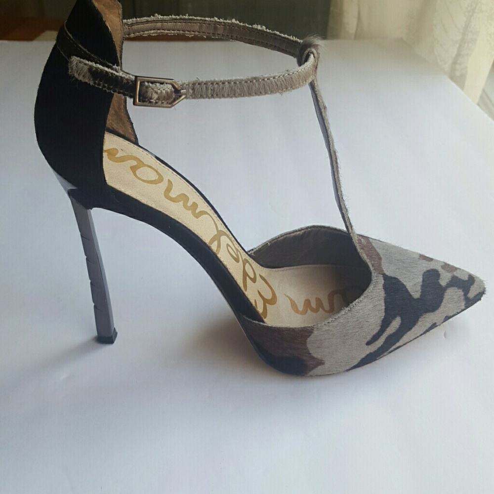 Sam Edelman pointed mettal heels Size-7.5